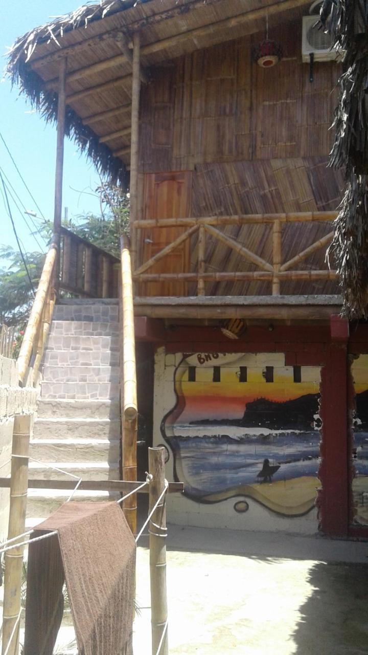 My Little House Surf&Backpacker Hostel Montañita Exterior foto